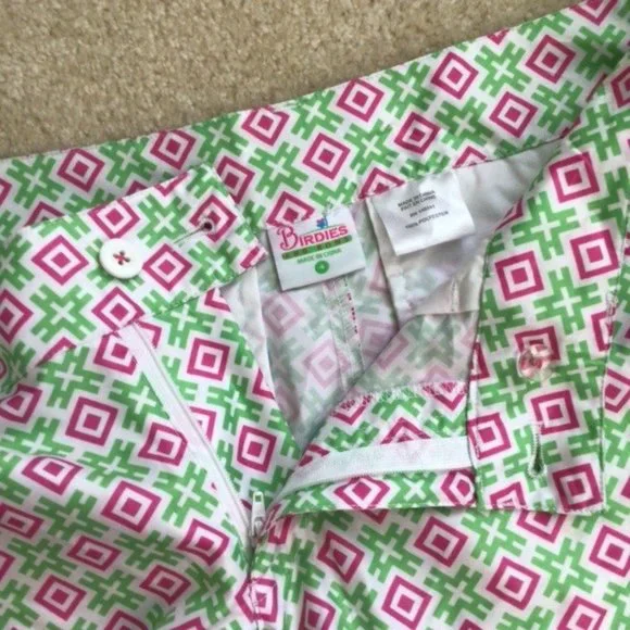 Birdies & Bows Shorts - Picture 4 of 6